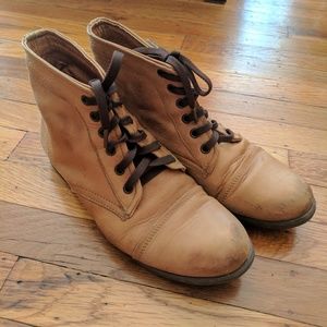 Vintage looking Brown Booties