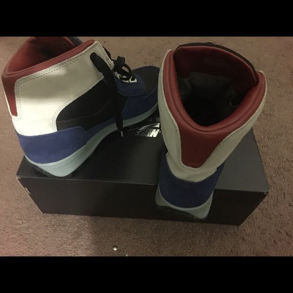 Vasque Gore-Tex Pepsi blue - Picture 2 of 2
