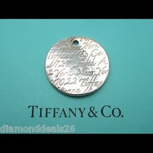 New York Fifth Ave Notes Script Round Tag