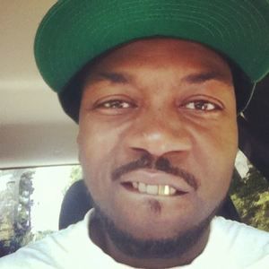 Meet your Posher, Derrick