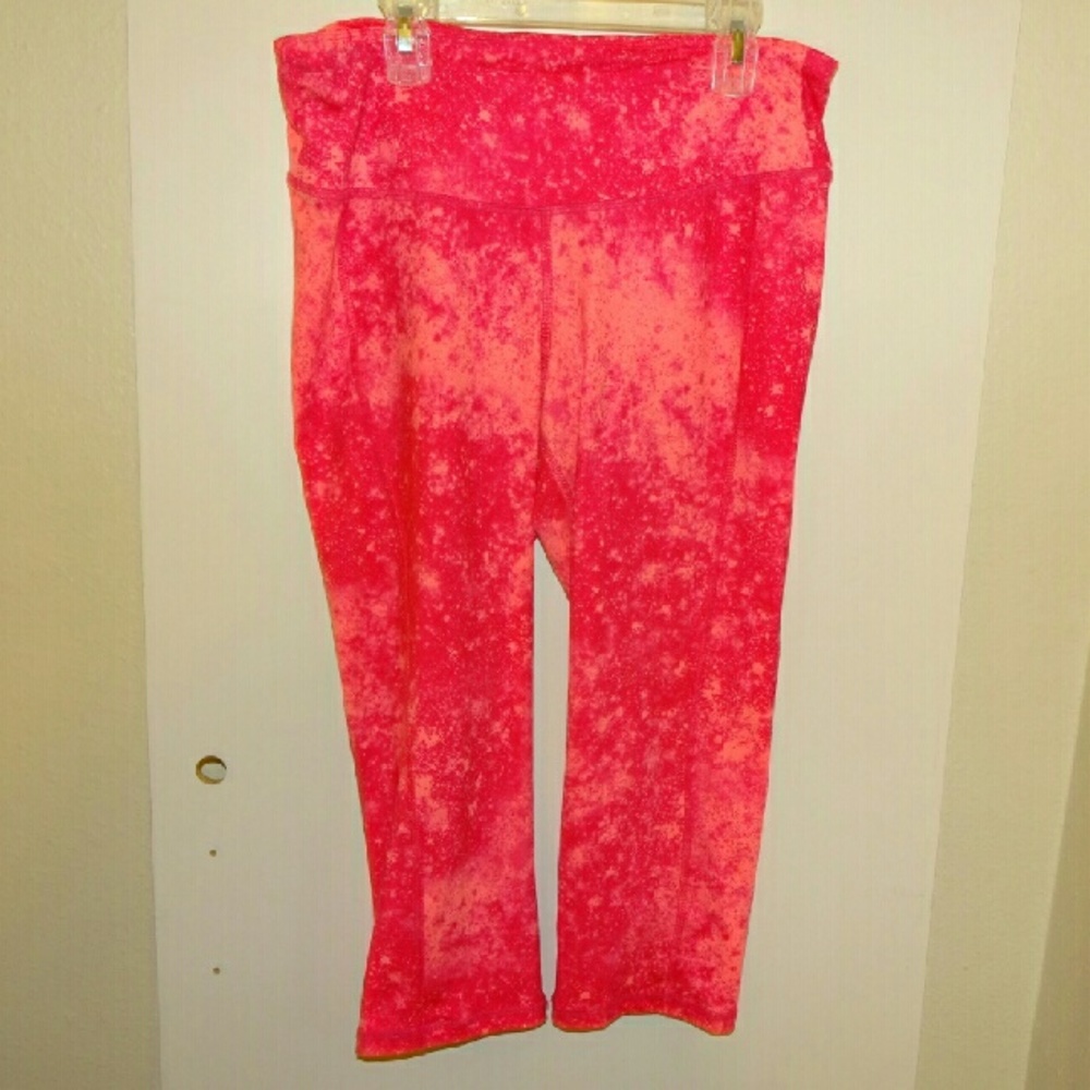 Athletic Capri Leggings