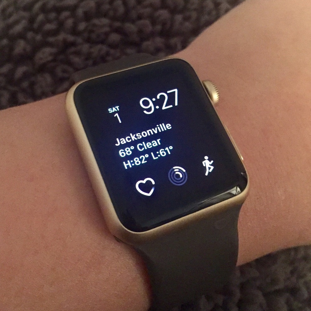 Gold Apple Watch + 2 Free Bands