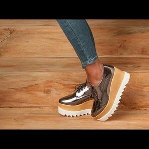 Oxford platforms Stella