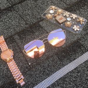 Rose Gold Mirror Shades🕶