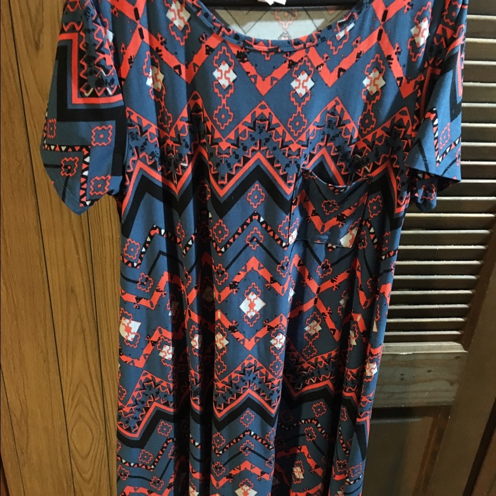 LuLaRoe Medium Carly