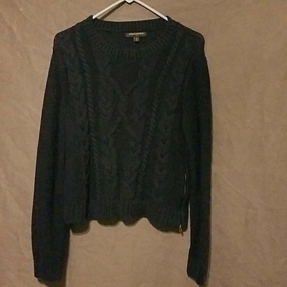 Banana republic sweater medium