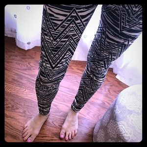 Aztec Print Leggings