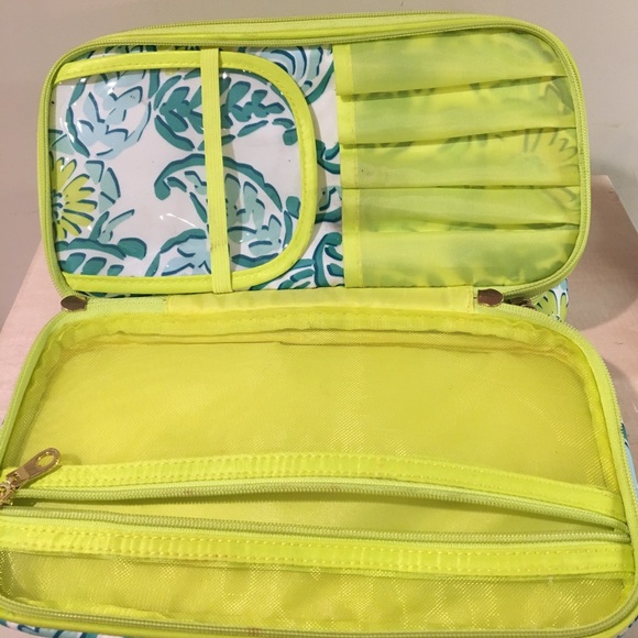 ELLE make up bag NWT - Picture 5 of 5