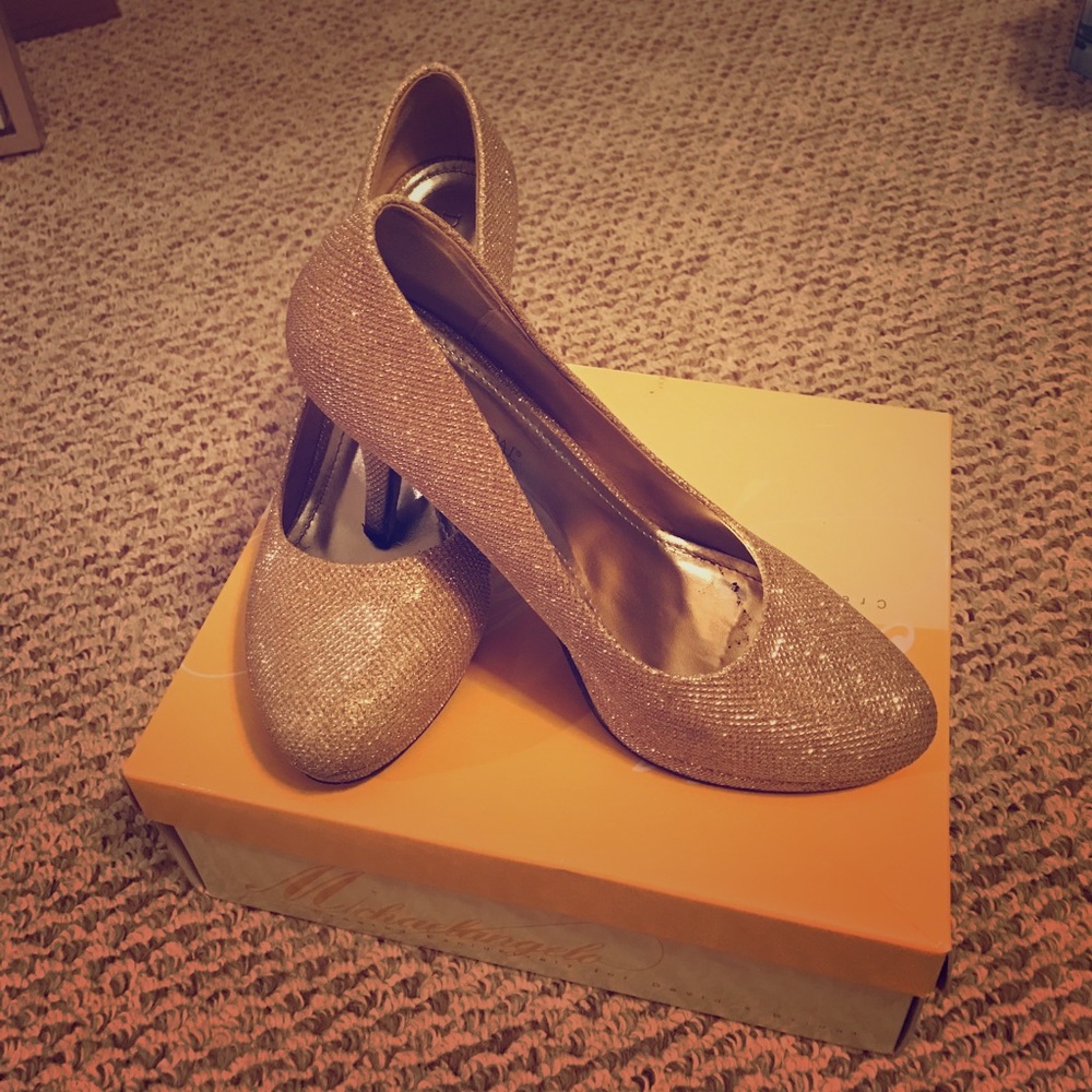Shiney Gold Heels