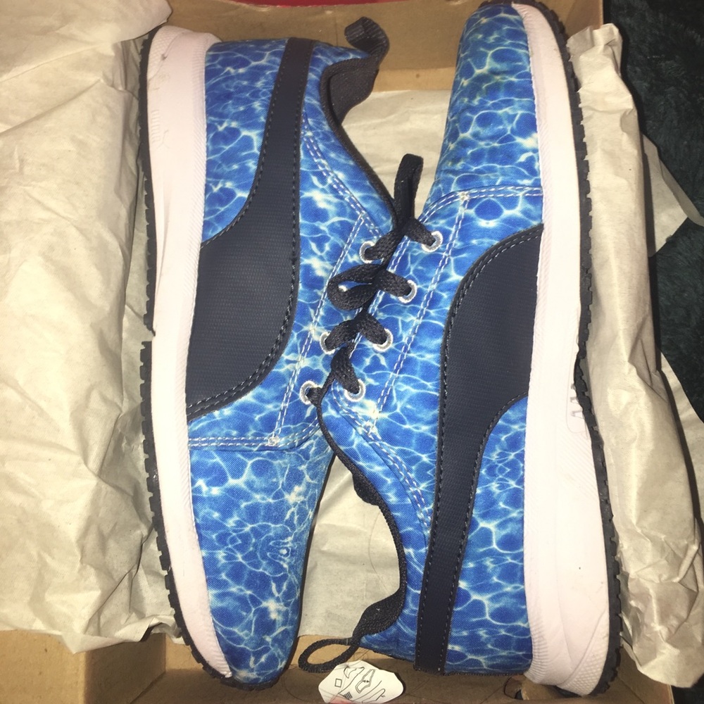 PUMA carson runner jr water