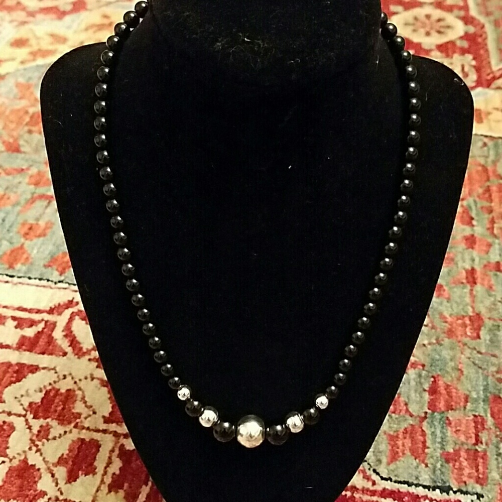 ❤Sale silver and black Necklace