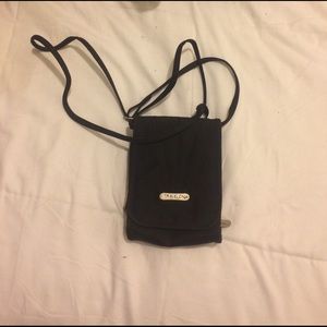 Travelon Passport Bag