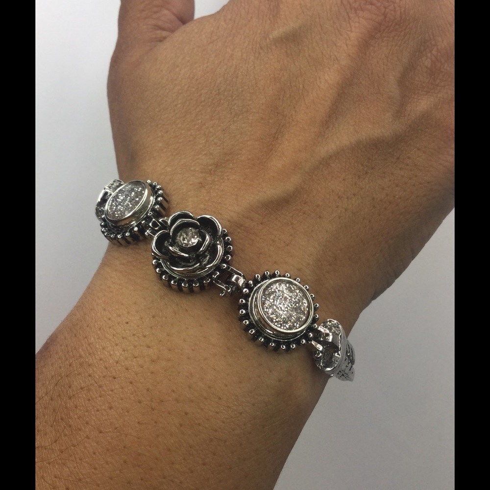 Snap Interchangeable Bracelet - Picture 2 of 3