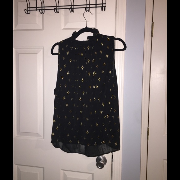 H&M Tops - H&M sheer black & gold sleeveless blouse