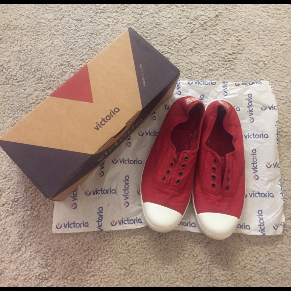 ❌SOLD OUT❌VICTORIA WM size 38