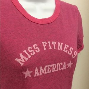 Jake's Miss fitness America pink t-shirt 👚
