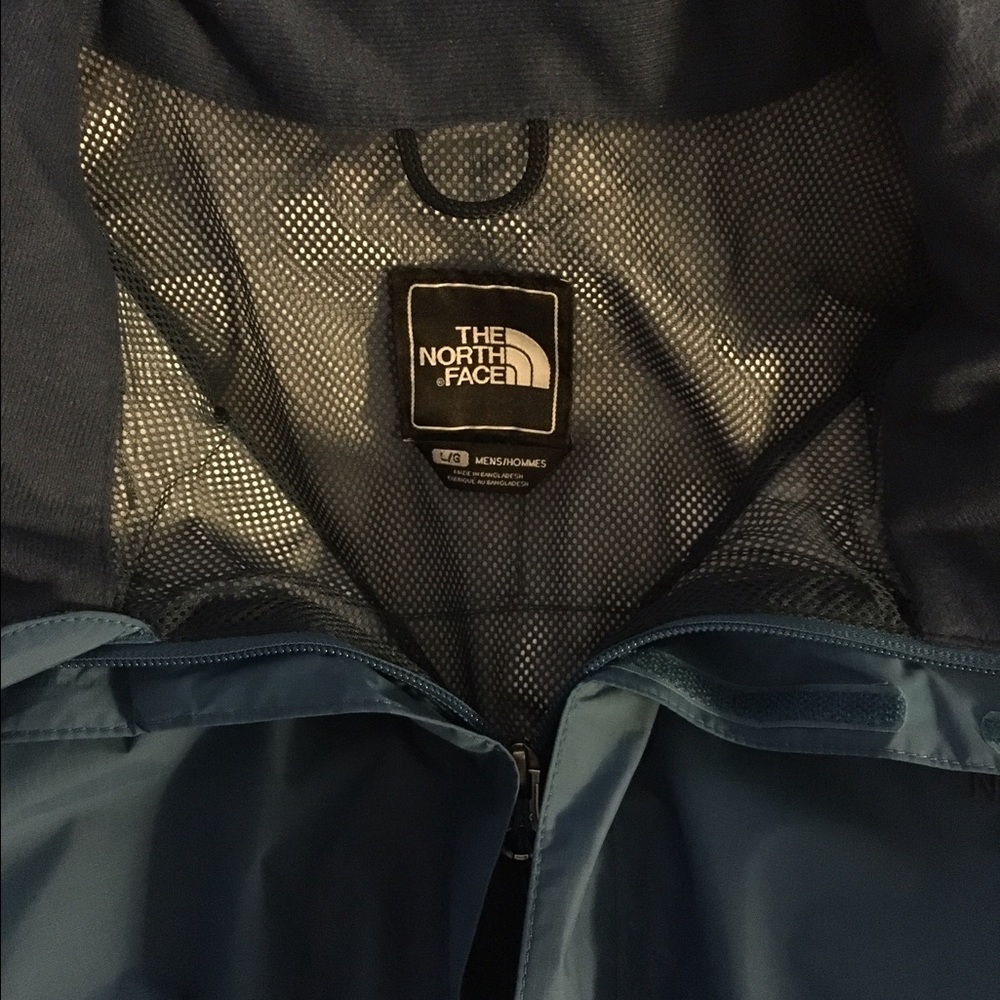 Men's Northface windbreaker/rain jacket, size L