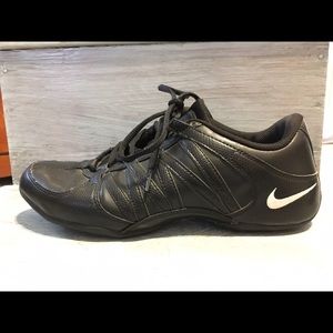 Nike Musique black size 9 dance fitness sneakers