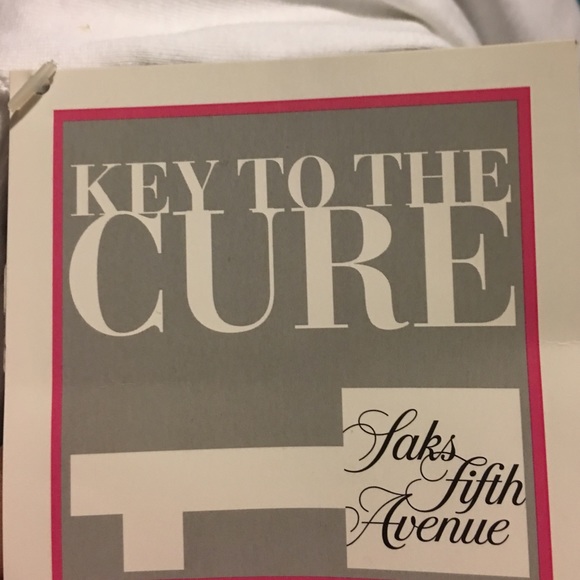 NWT (((VINTAGE))) Lagerfeld collectible tees $ EA - Picture 2 of 4