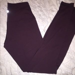 Purple Lululemon hi-rise Wunder Under Leggings!