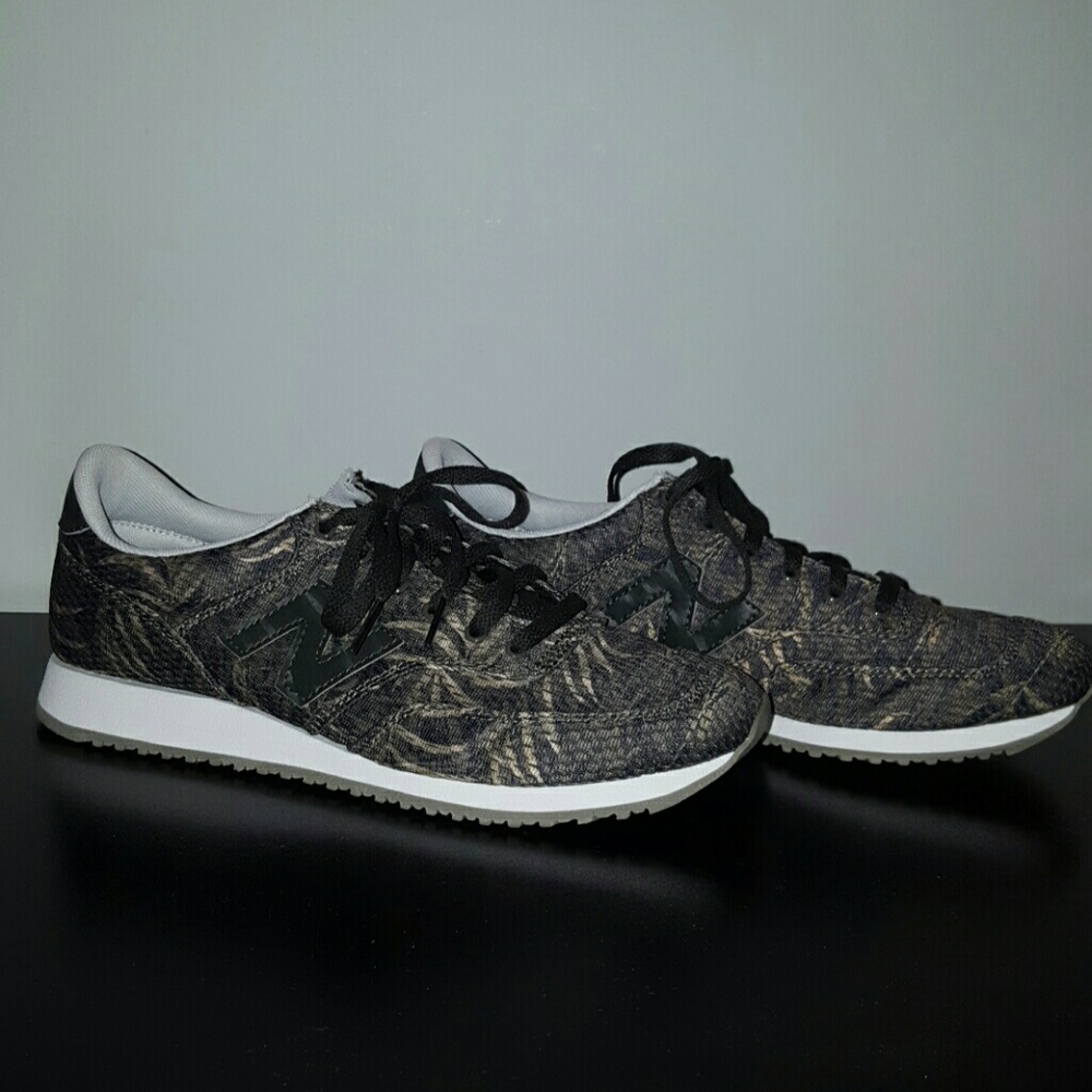 New Balance Sneakers