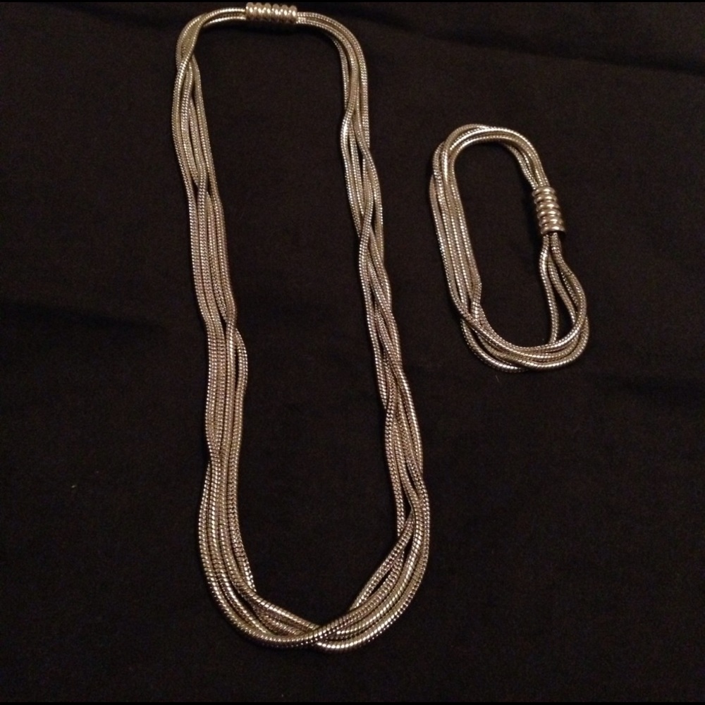 Necklace and bracelet