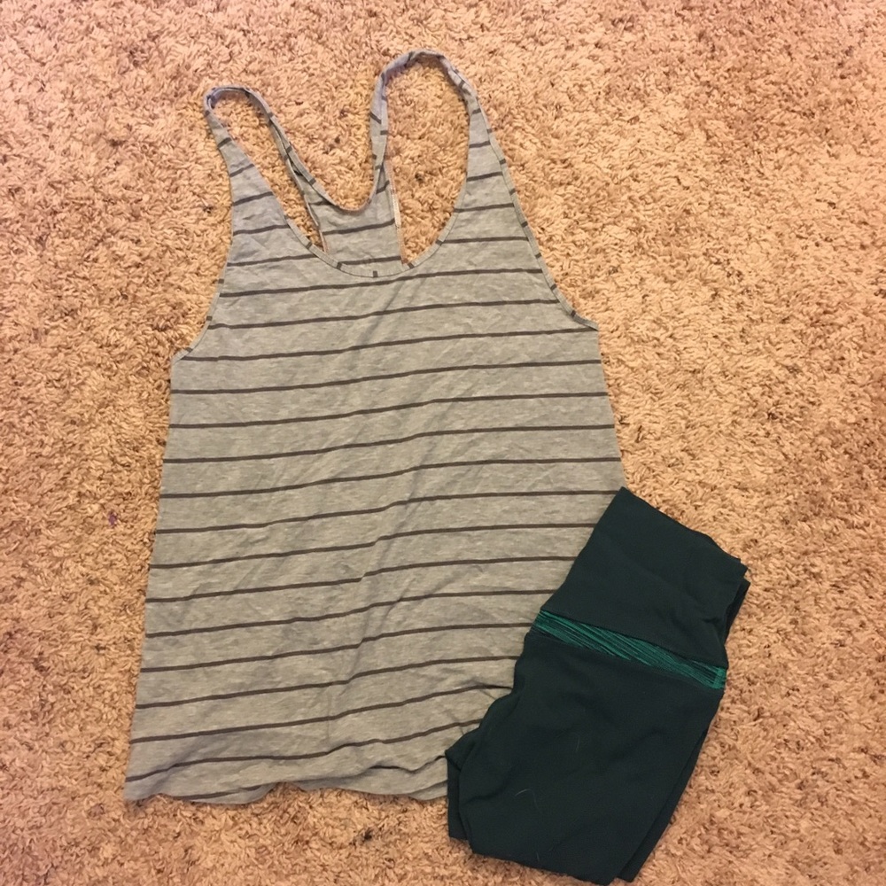 Om racerback tank