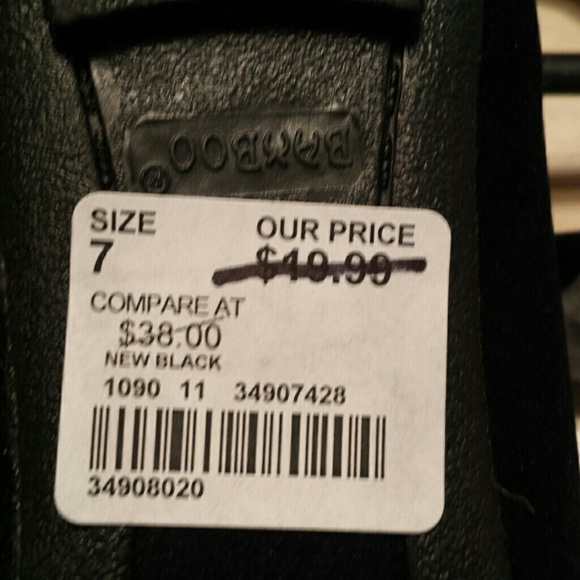 Shoe - Picture 2 of 3