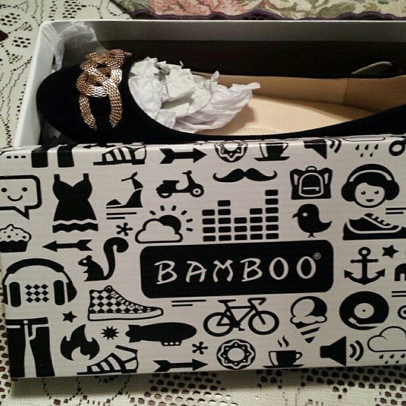 Shoe - Picture 3 of 3