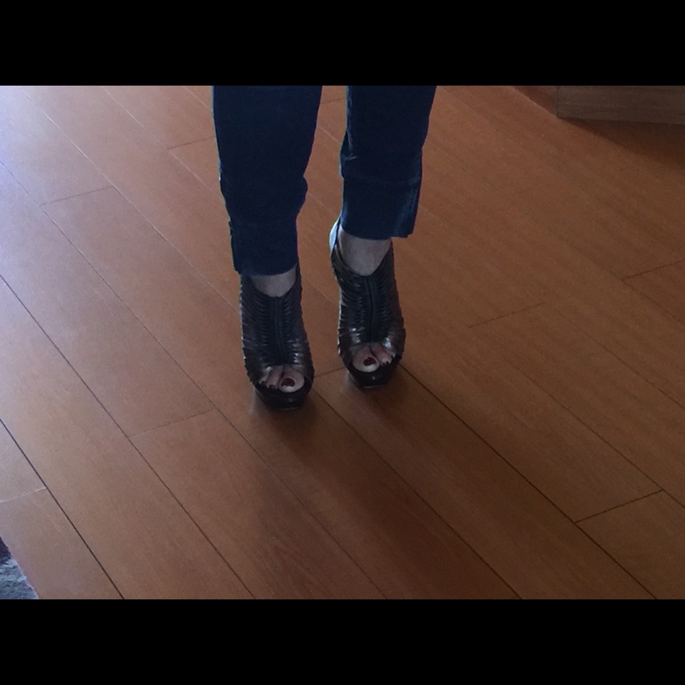 Sandal