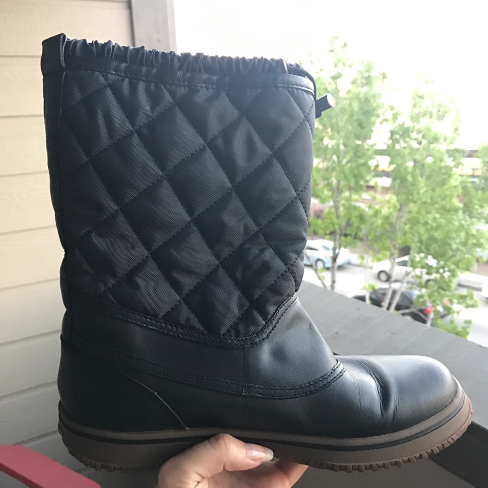 Authentic Samara Coach snow boots - Picture 4 of 4