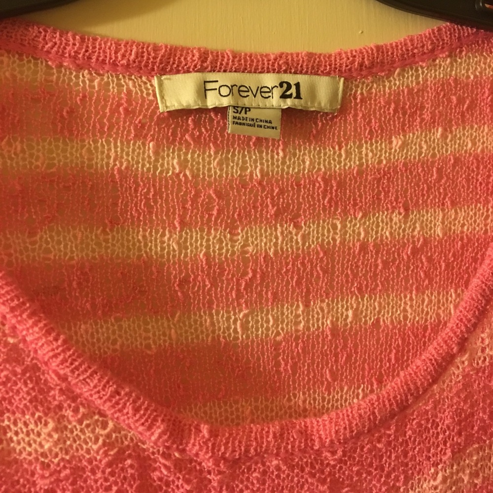 Pink cover-up - Picture 2 of 2