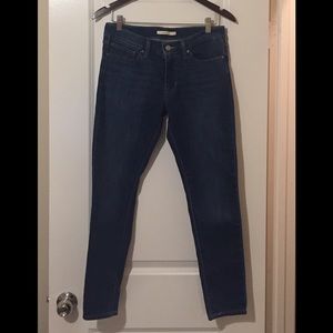 Levi's 711 Skinny