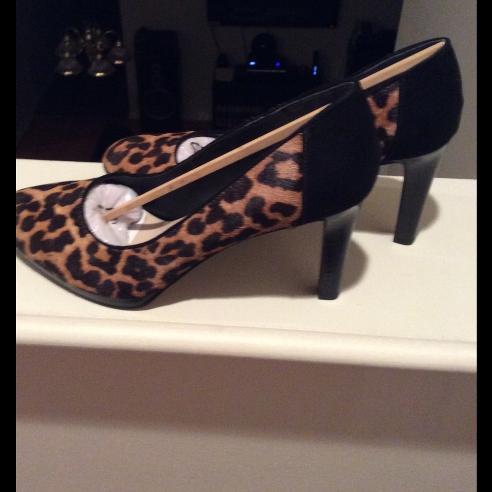 Leopard Print Pumps