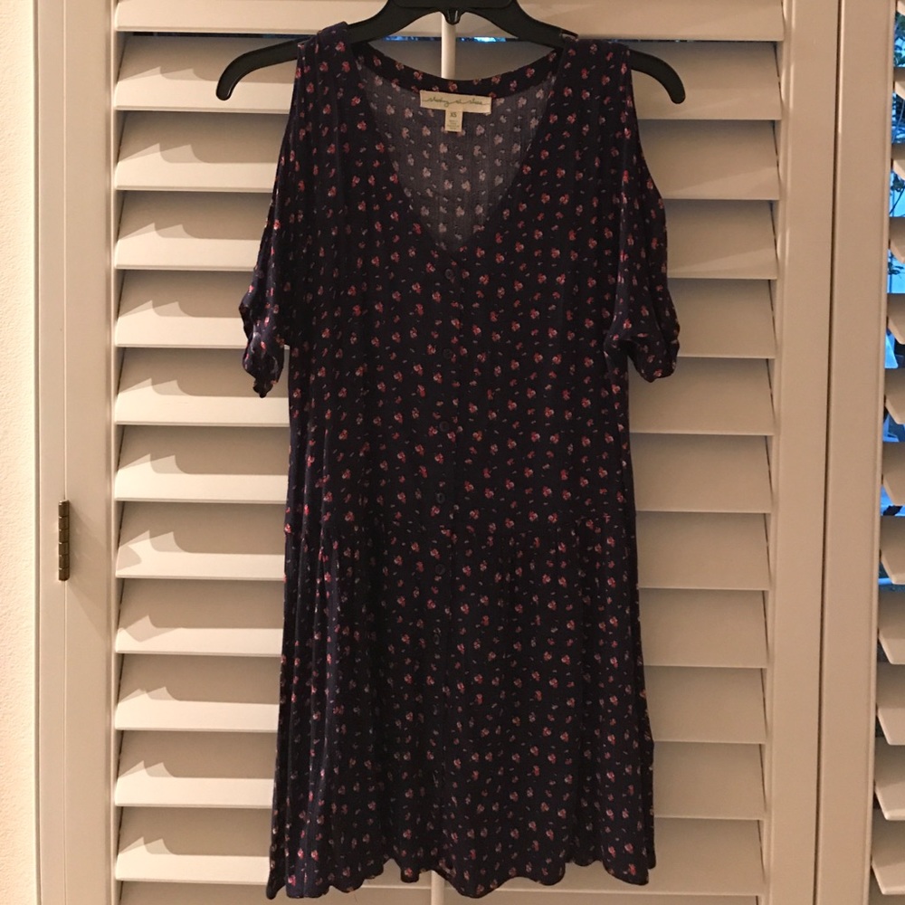 Adorable short sleeved summer dress