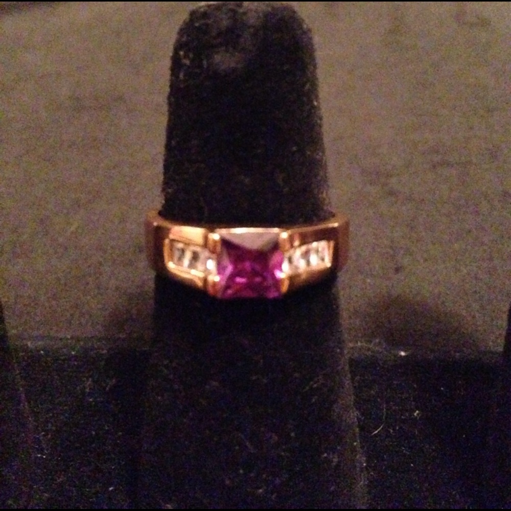 Ring - Picture 2 of 2