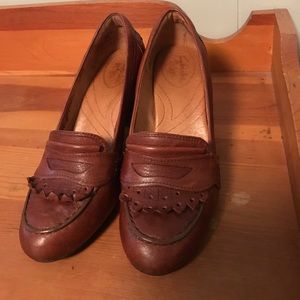 Clarks loafer style heel