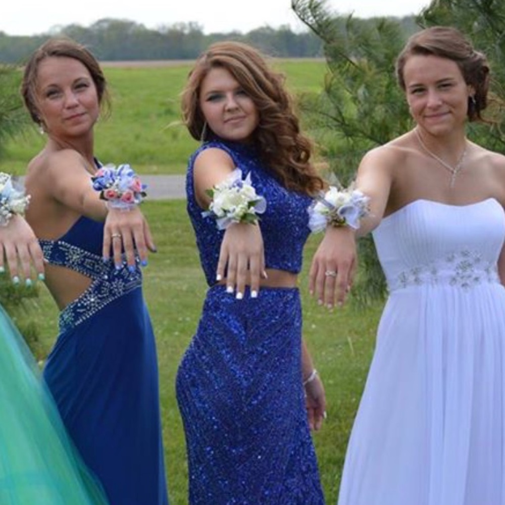 Prom dress