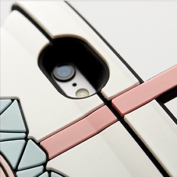 COLD BITCH BREW IPHONE CASE - Picture 7 of 8