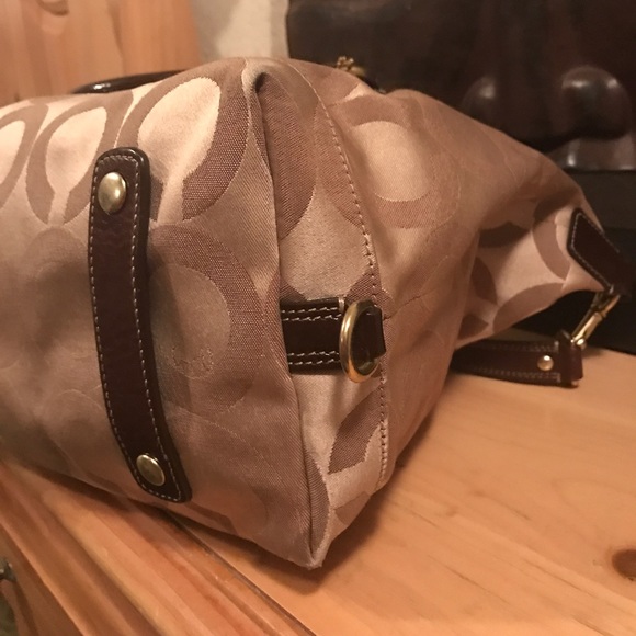 COACH large satchel bag. - Picture 5 of 7