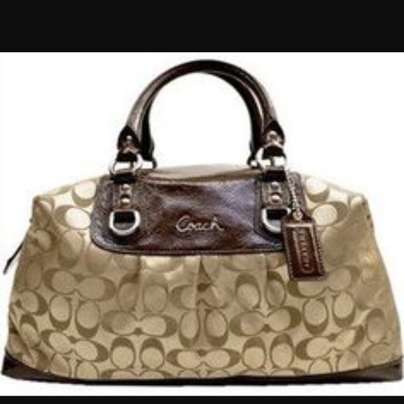 COACH large satchel bag. - Picture 7 of 7