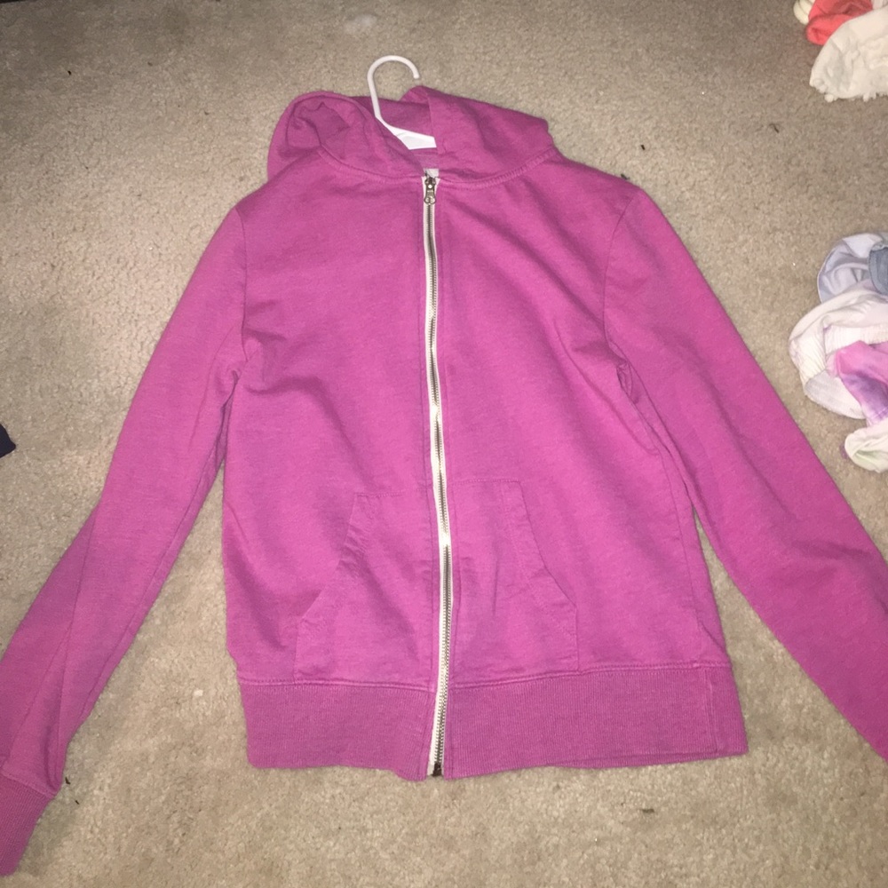 zip up sweatshirt