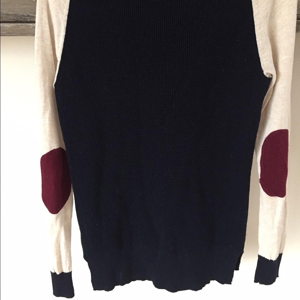 Sweater - Picture 2 of 3