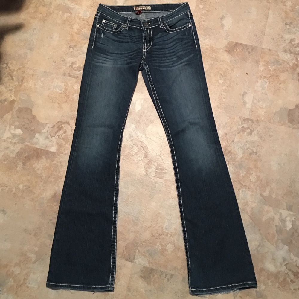 💕Buckle Sabrina Jeans size 29💕