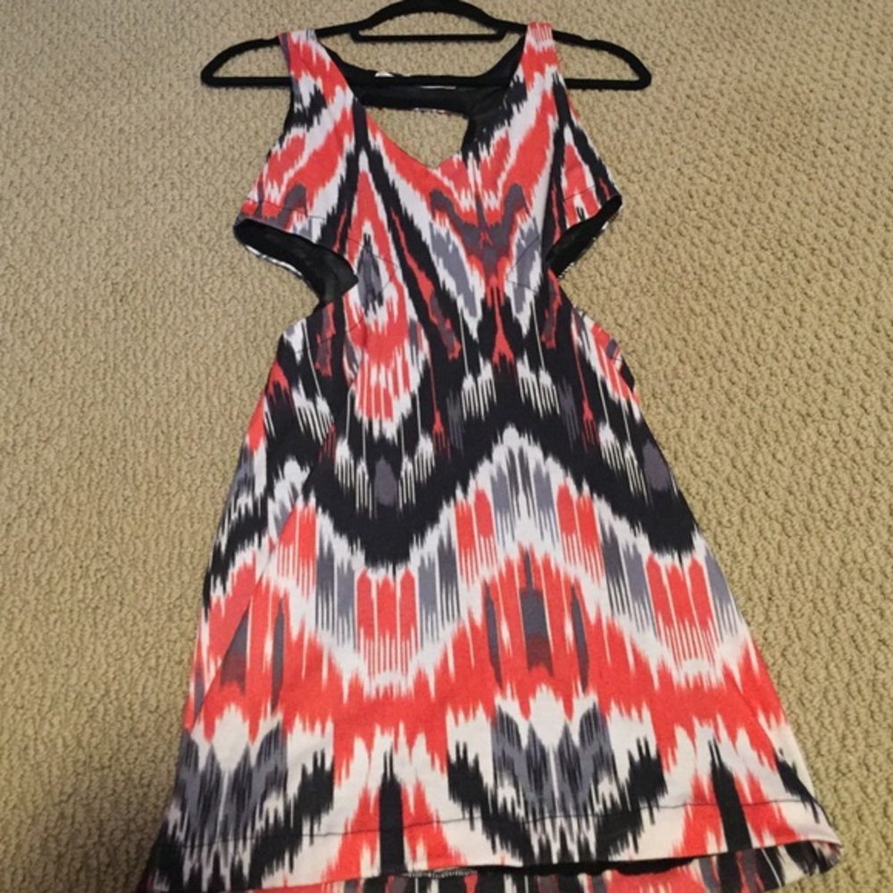 LF mags & pye flattering cutout dress