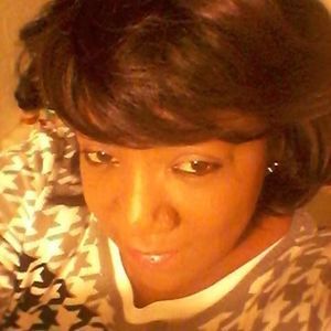 Meet your Posher, Ramona