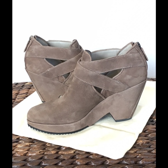 🎈FLASH🎈Eileen Fisher Watt Nubuck Bootie - Picture 5 of 7