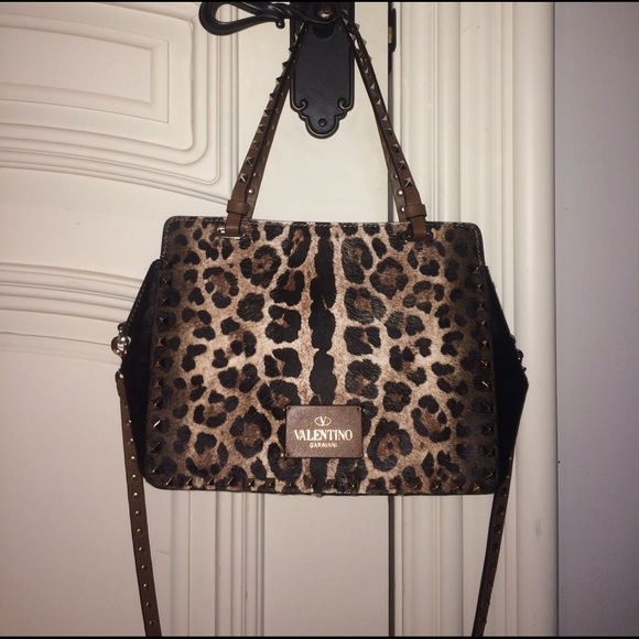 Valentino Garavani Handbags - ❤️ Leopard Valentino