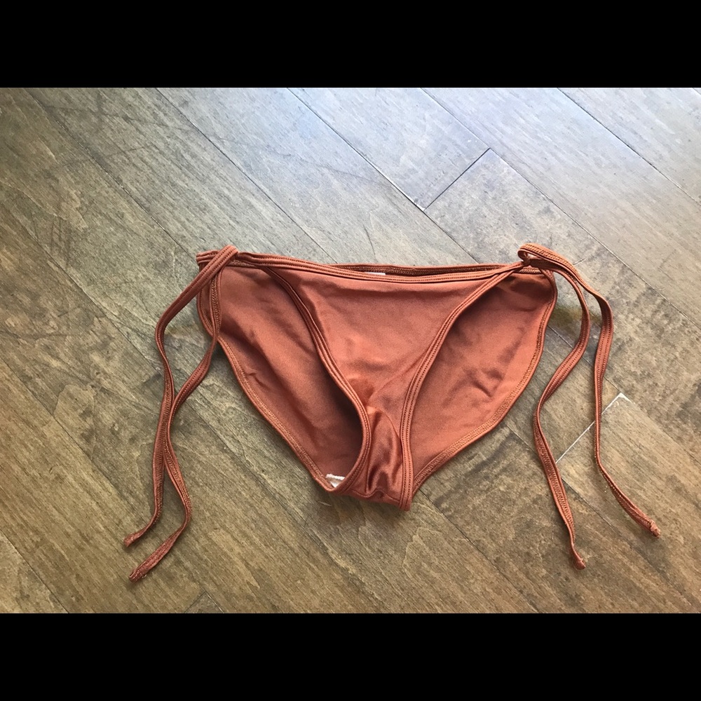 Bathing suit bottoms