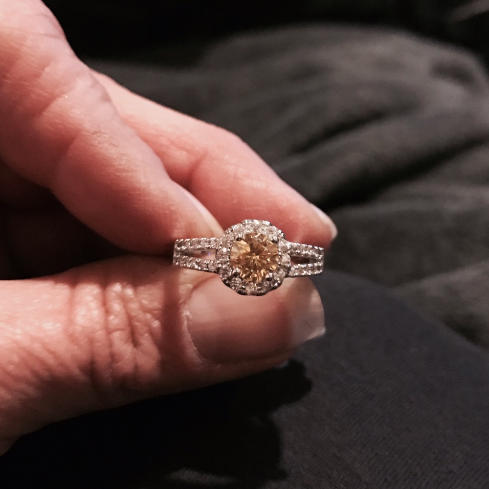 Elegant ring